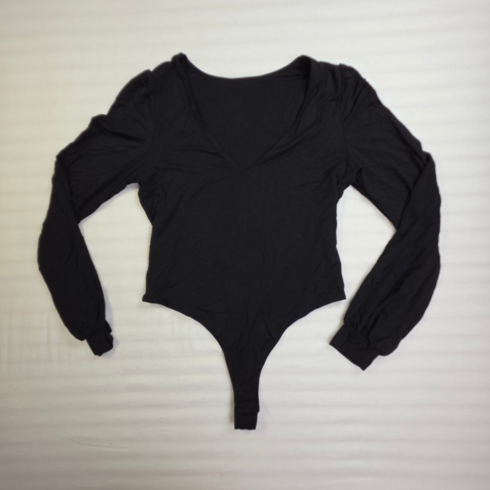 Halara Black V-Neck Balloon Sleeve Thong Bodysuit Size M 02740190